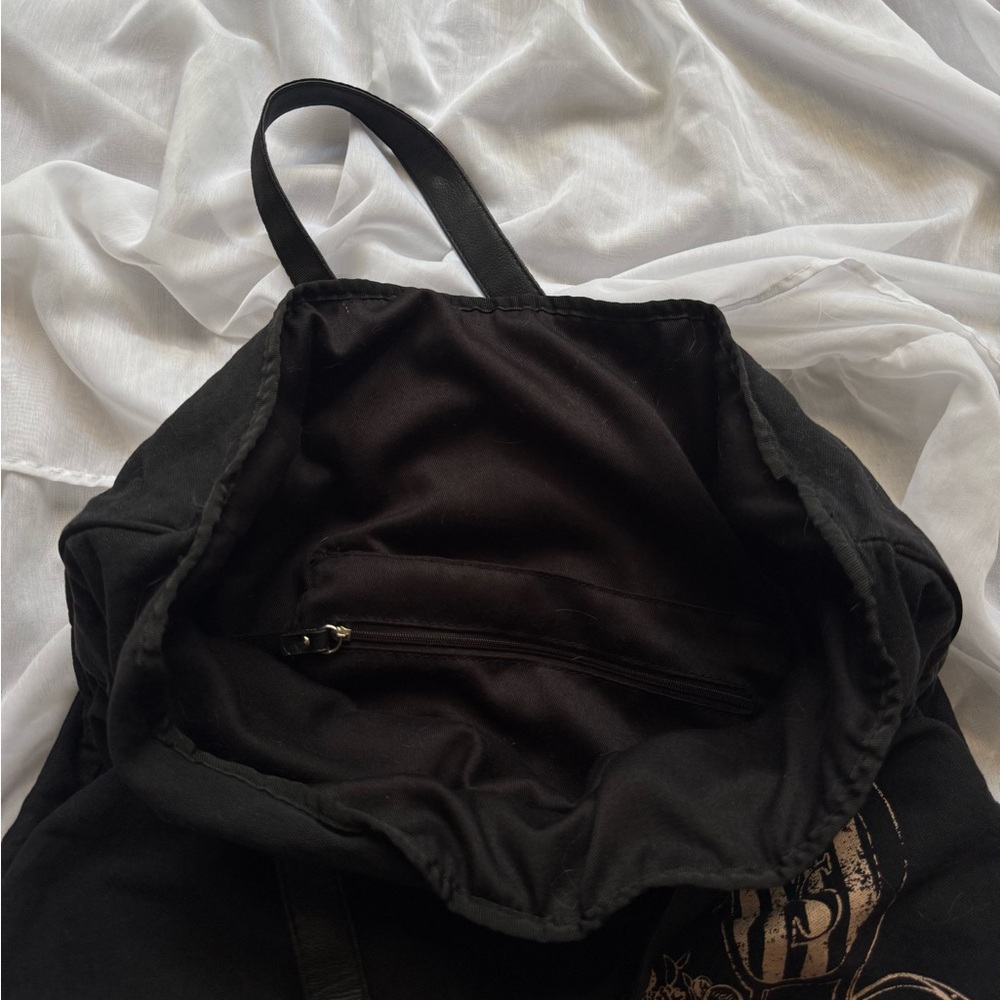 Victoria’s Secret Overnight Tote Bag - Picture 4 of 7